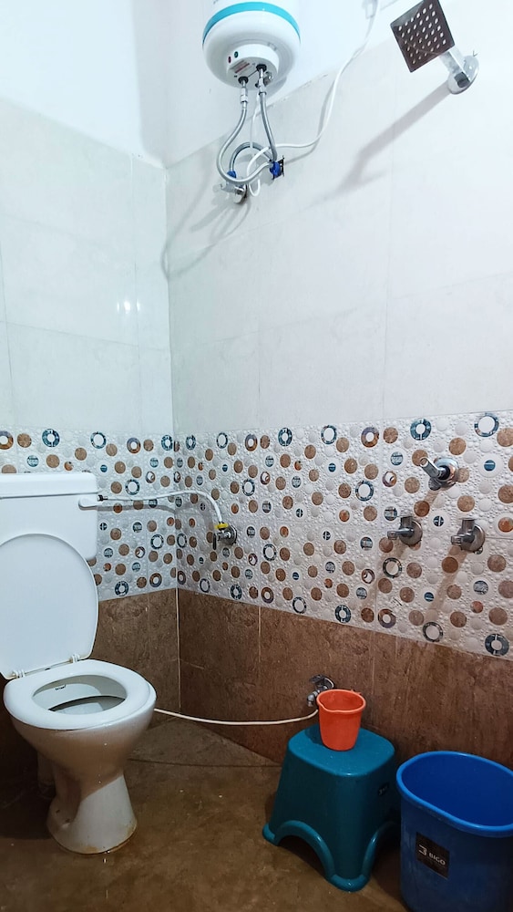 hotel mahakal naman palace