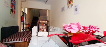 hotel mahakal naman palace