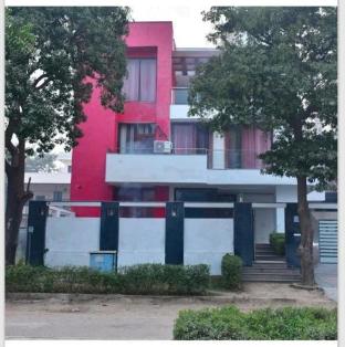 play ansal golf link 1 couple friendly