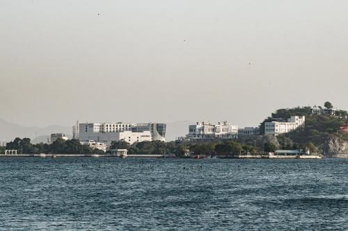 sarovar portico ajmer