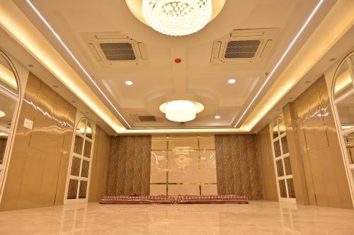 Nirvana Bliss,,2 star