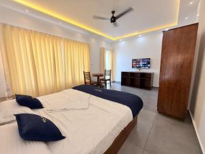 golden sands cherai