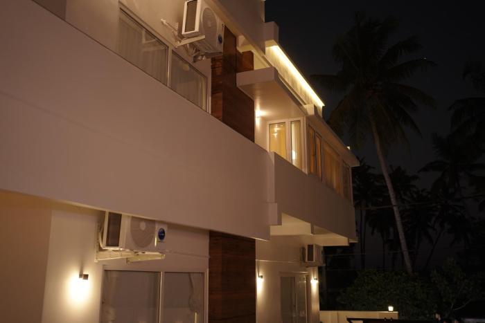 golden sands cherai