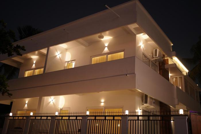 golden sands cherai