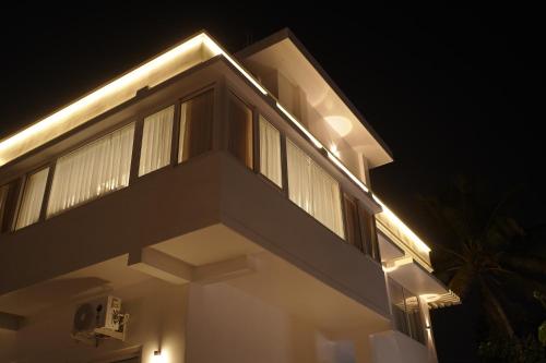 golden sands cherai