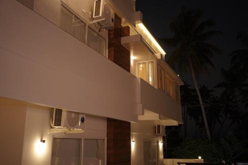 golden sands cherai