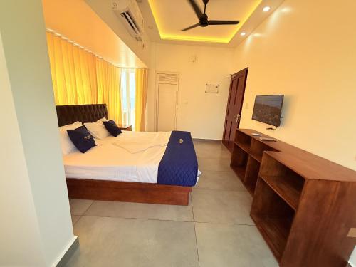 golden sands cherai