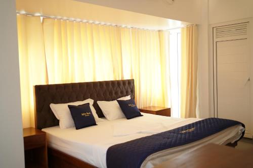 golden sands cherai