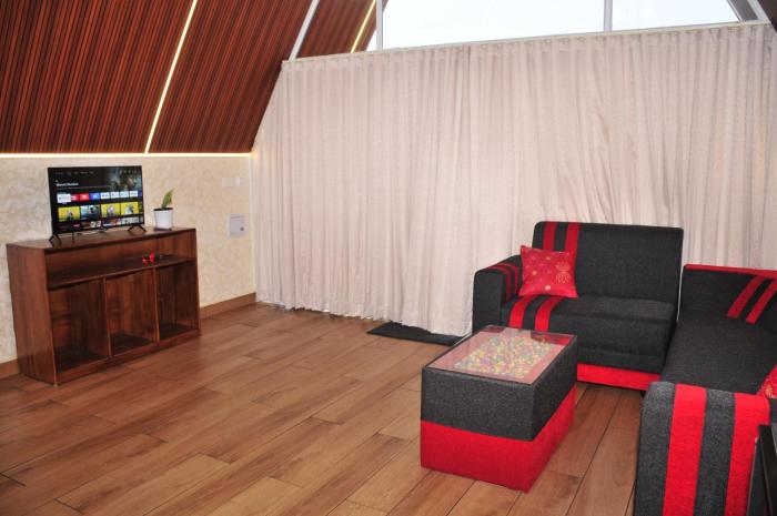 kudaram county resort