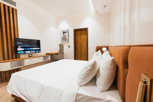 ava hotel chandigarh zirakpur