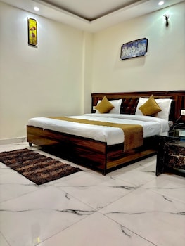 hotel royal central haridwar