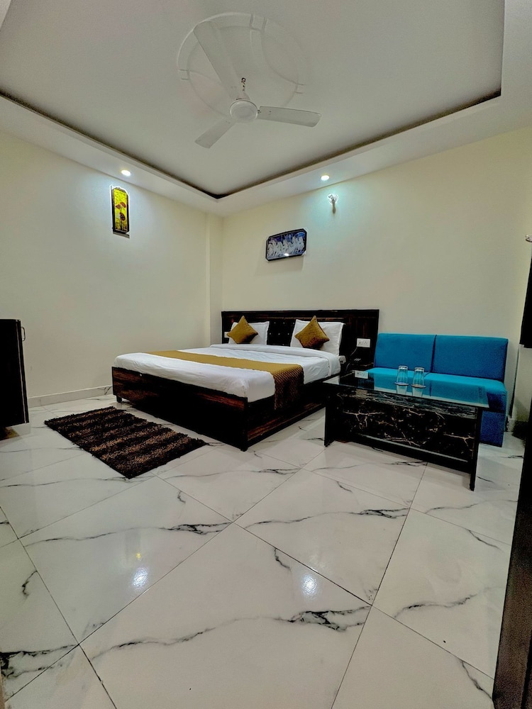 hotel royal central haridwar