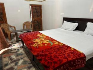 shri bade hanuman mandir guest house