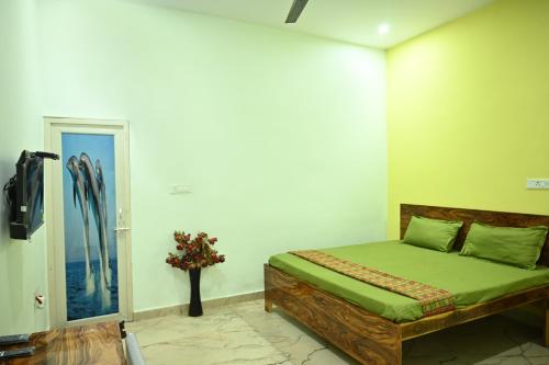 neerja guest house