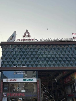 the grand vinayak hotel