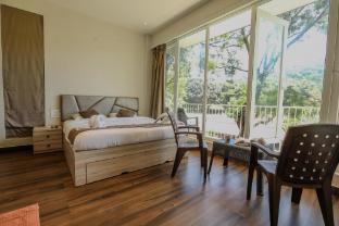 thavika silverwood residence yelagiri