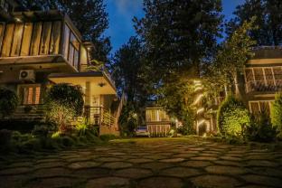 thavika silverwood residence yelagiri