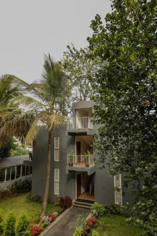 thavika silverwood residence yelagiri