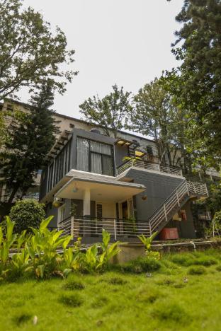 thavika silverwood residence yelagiri