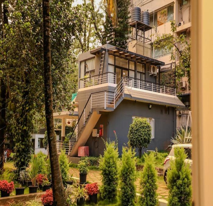 thavika silverwood residence yelagiri