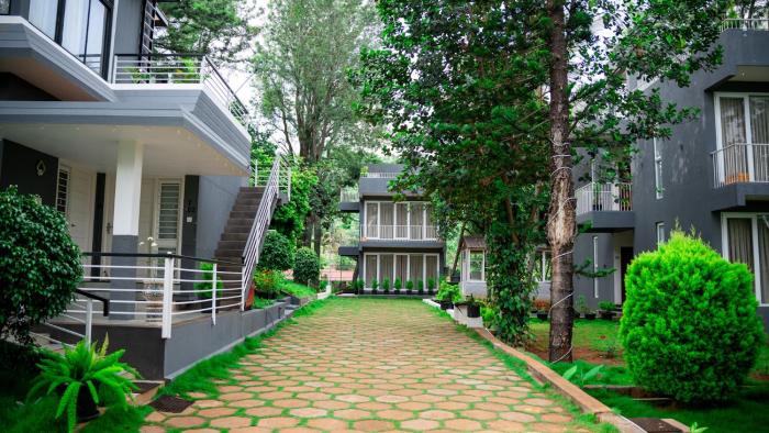thavika silverwood residence yelagiri