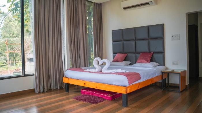 thavika silverwood residence yelagiri
