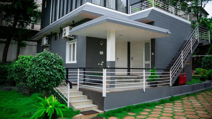 thavika silverwood residence yelagiri