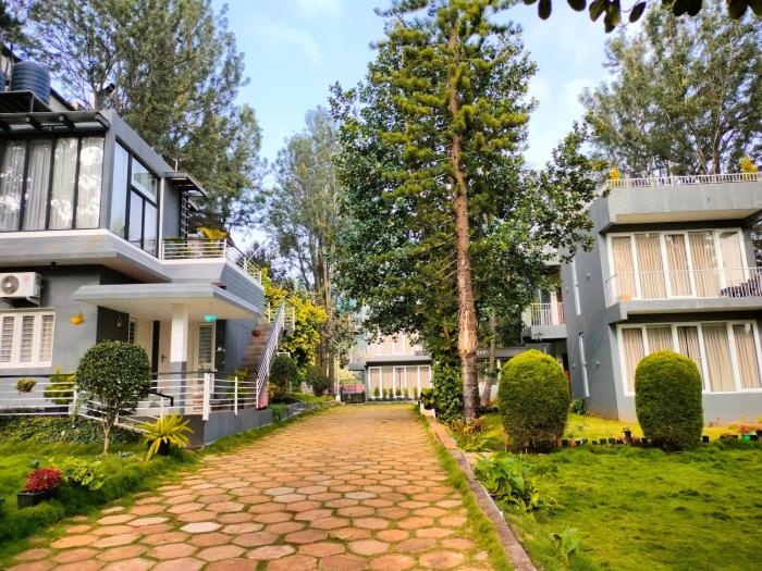 thavika silverwood residence yelagiri