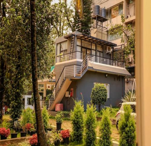 thavika silverwood residence yelagiri