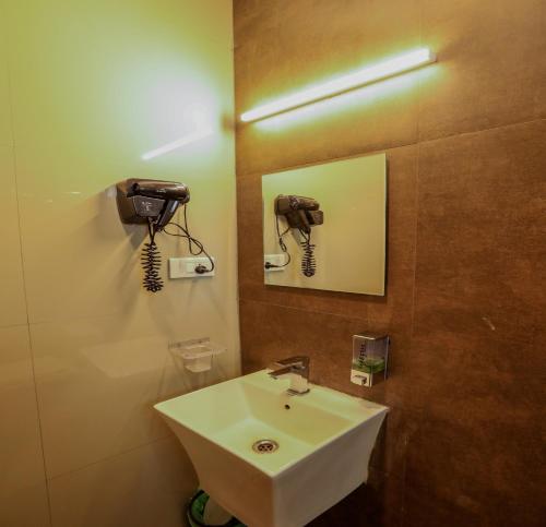 thavika silverwood residence yelagiri