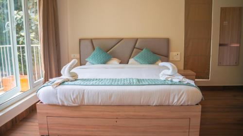 thavika silverwood residence yelagiri