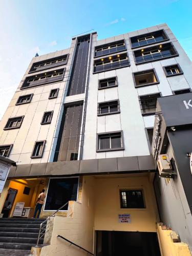 eleven views by fracspace