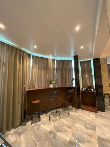 eleven views by fracspace