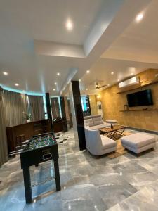 eleven views by fracspace