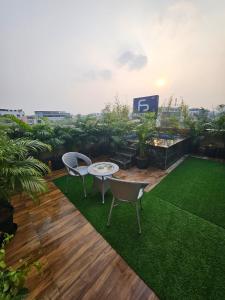 eleven views by fracspace