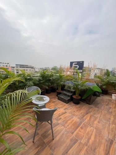 Eleven Views By Fracspace,,3 star