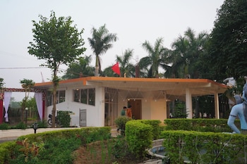 hotel shree krishna jungle resort