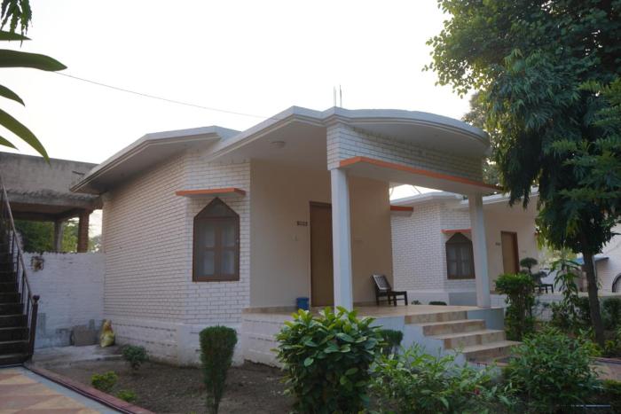 hotel shree krishna jungle resort