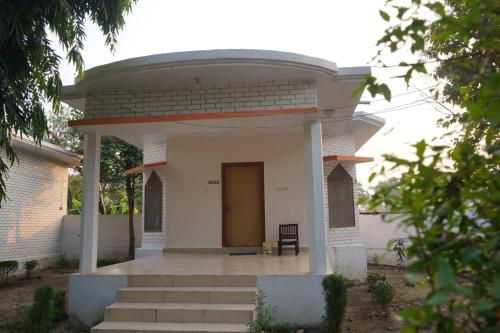 hotel shree krishna jungle resort