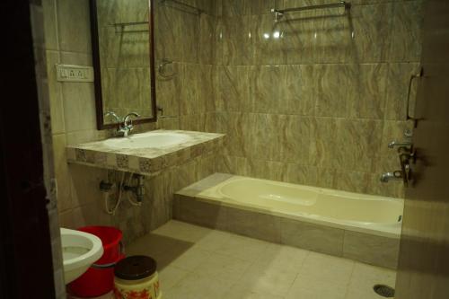 hotel shree krishna jungle resort