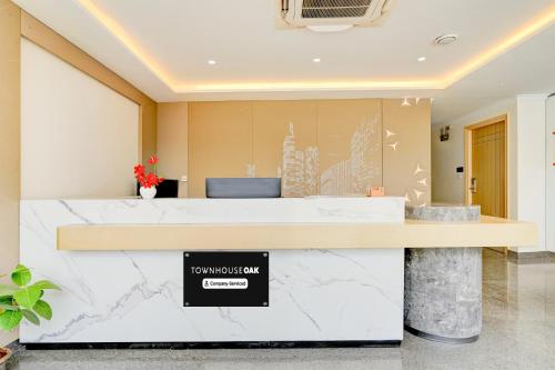 Super Townhouse Oak Aecs Layout Brookfield,,4 star