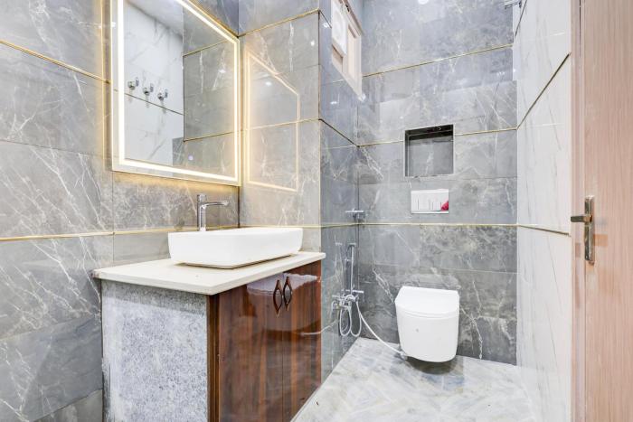 super hotel o bal gopal