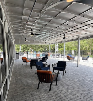 cambria hotel tampa brandon