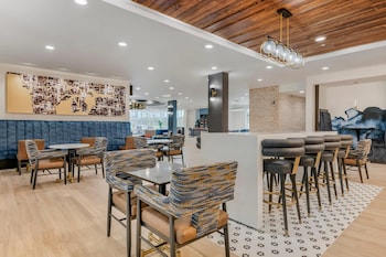 cambria hotel tampa brandon