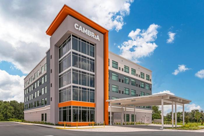 cambria hotel tampa brandon