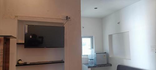 nks service apartment