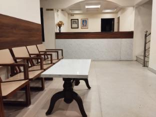 Hotel Alankar,,2 star