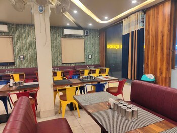 hotel shree ji inn