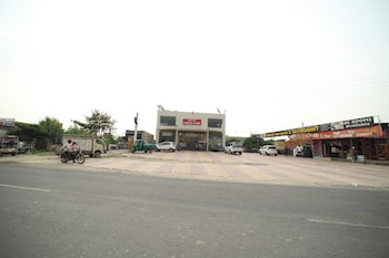 hotel shree ji inn