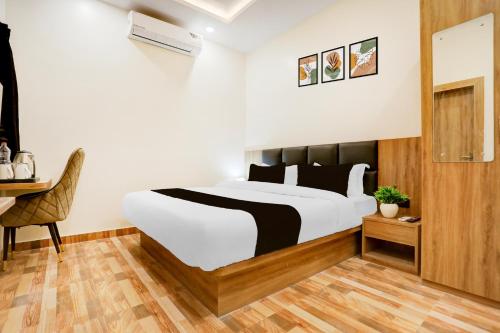 Super Townhouse Oak Aiims Walmi Govindpur,,4 star